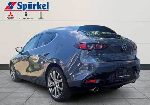 Mazda 3, 2021