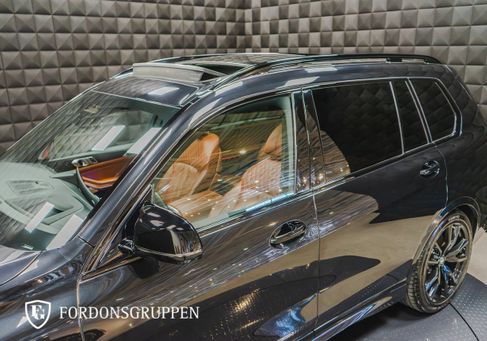 BMW X7, 2024