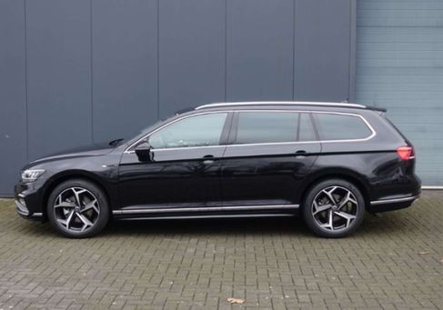 Volkswagen Passat Variant, 2022 3
