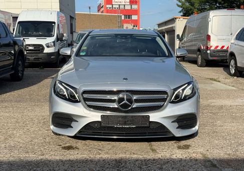 Mercedes-Benz E 200, 2018 3