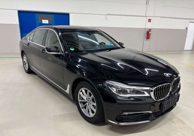 BMW 730, 2017