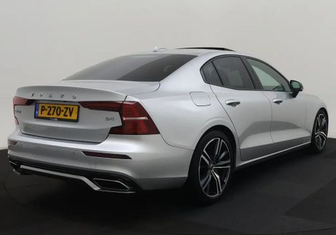 Volvo S60, 2022 3