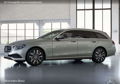 Mercedes-Benz E 300, 2021