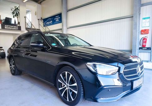 Mercedes-Benz E 300, 2020 3