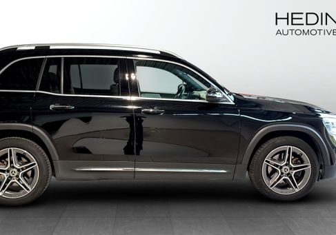 Mercedes-Benz GLB 200, 2021 3