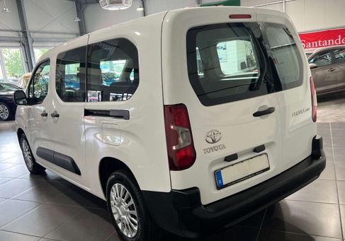 Toyota Proace, 2022