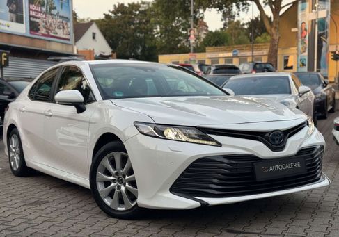 Toyota Camry, 2019