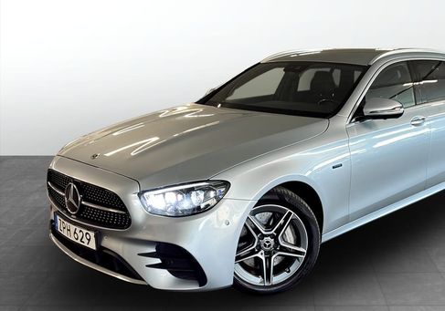 Mercedes-Benz E 300, 2021 3