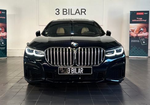 BMW 750, 2020