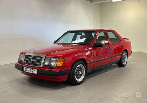 Mercedes-Benz 200, 1986