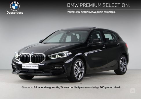 BMW 118, 2021