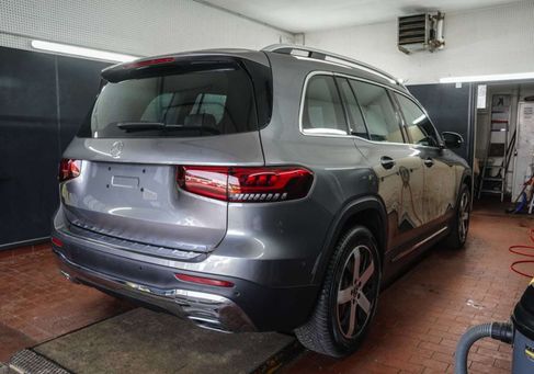 Mercedes-Benz GLB 180, 2023