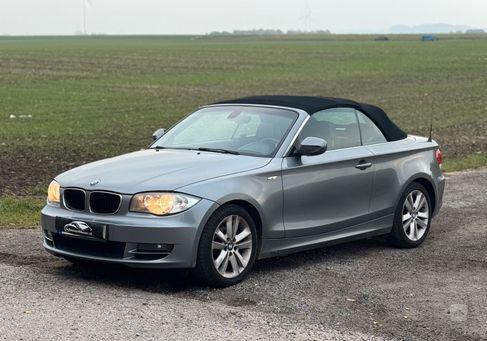 BMW 118, 2010