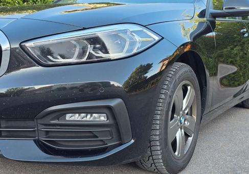 BMW 118, 2023