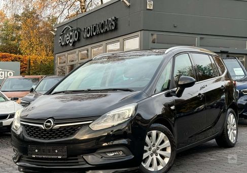 Opel Zafira, 2017