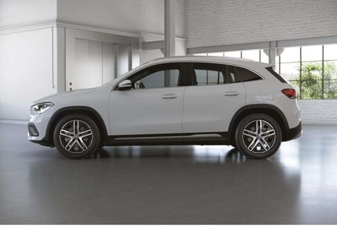 Mercedes-Benz GLA 250, 2021
