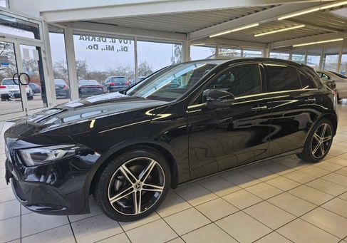 Mercedes-Benz A 200, 2021