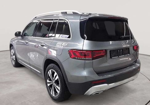 Mercedes-Benz GLB 200, 2022