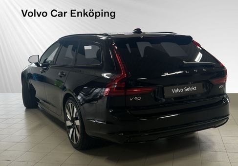 Volvo V90, 2026
