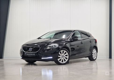 Volvo V40, 2016