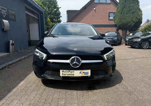Mercedes-Benz A 220, 2022