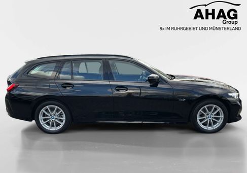 BMW 320, 2023 3