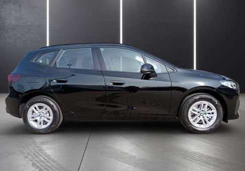 BMW 216, 2026