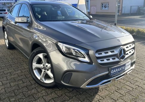 Mercedes-Benz GLA 180, 2019