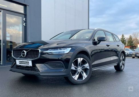 Volvo V60 Cross Country, 2019