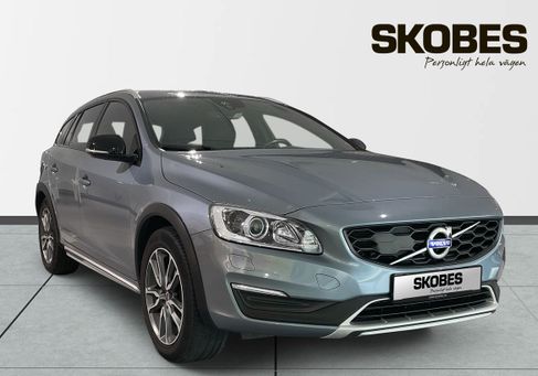Volvo V60 Cross Country, 2017