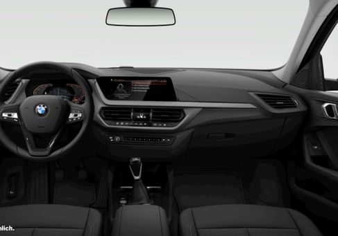 BMW 116, 2023
