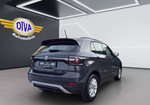 Volkswagen T-Cross, 2019