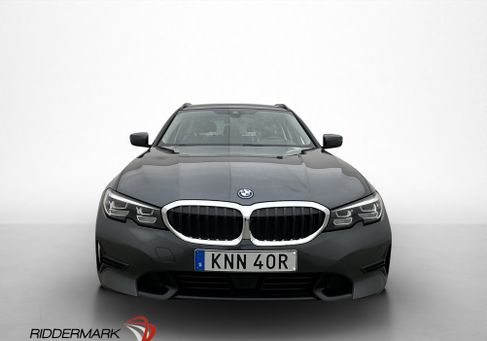 BMW 330, 2022