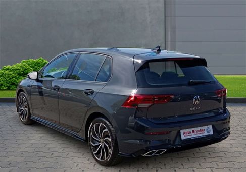 Volkswagen Golf, 2024 3