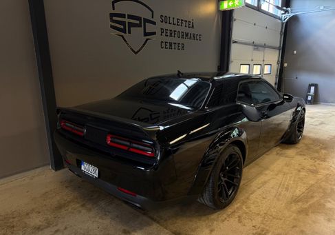 Dodge Challenger, 2020