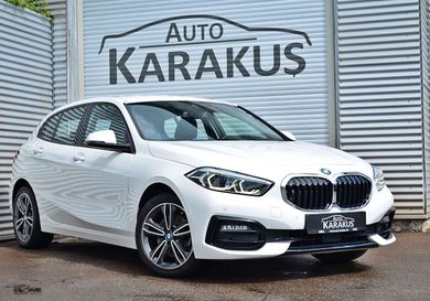 BMW 118, 2022