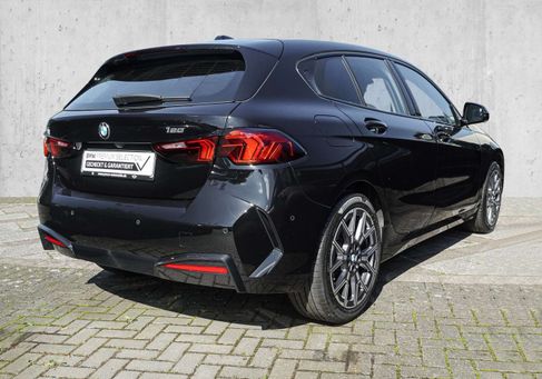 BMW 120, 2025 2