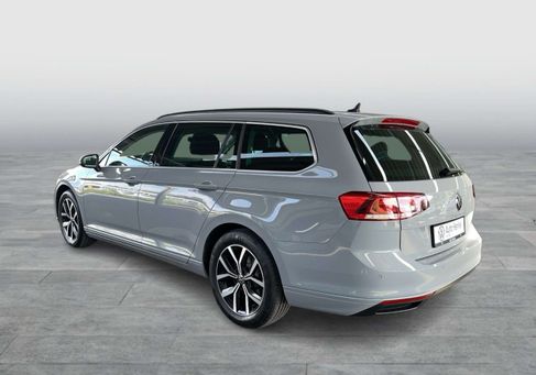 Volkswagen Passat Variant, 2023 3