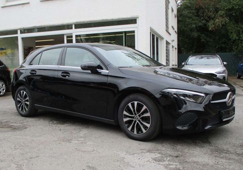 Mercedes-Benz A 180, 2023