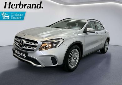 Mercedes-Benz GLA 180, 2019