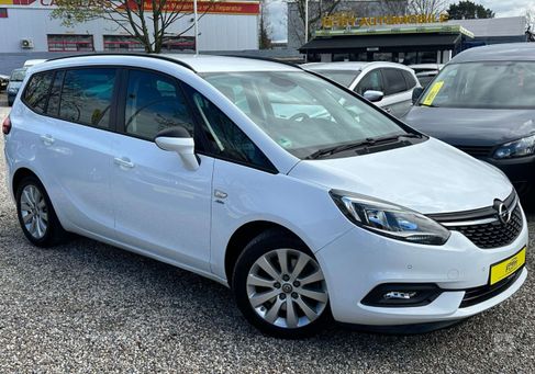 Opel Zafira, 2017