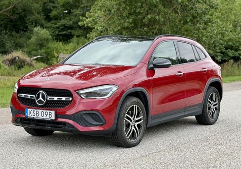 Mercedes-Benz GLA 250, 2023