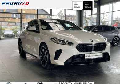 BMW 120, 2025