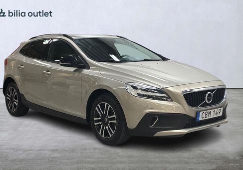 Volvo V40 Cross Country, 2019