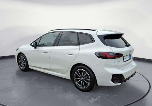 BMW 220, 2025 3