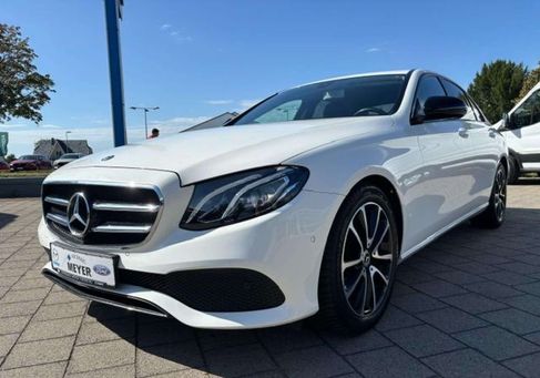 Mercedes-Benz E 200, 2019 3