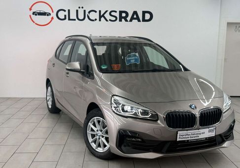 BMW 216, 2021