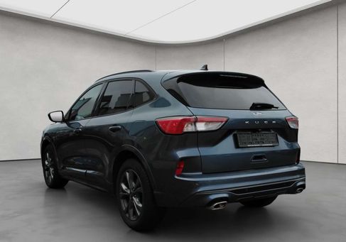 Ford Kuga, 2022