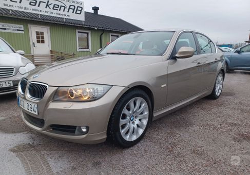 BMW 325, 2009