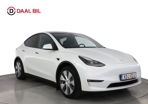 Tesla Model Y, 2023 3